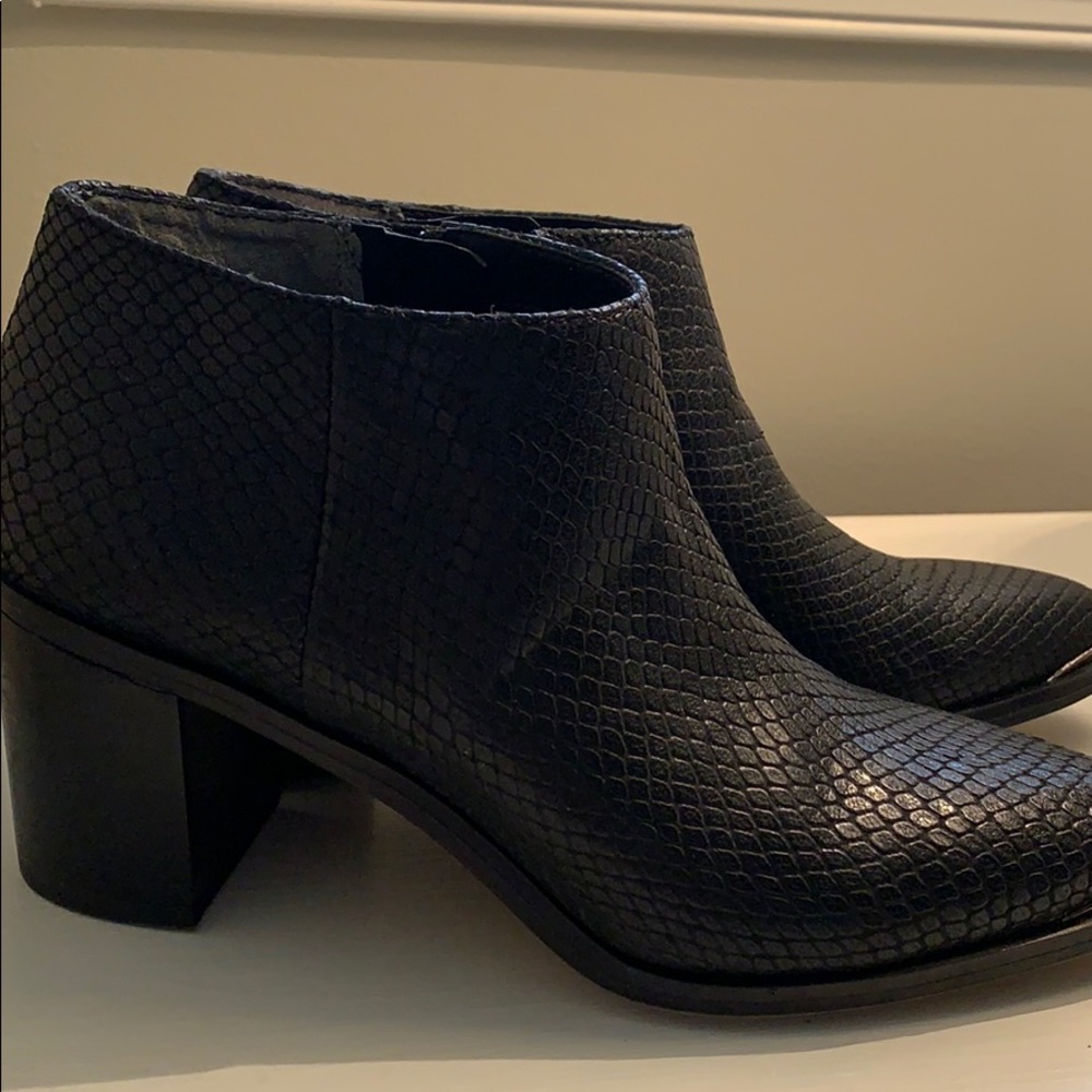 Franco sarto ankle booties